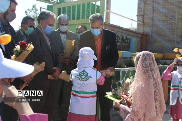 جشن عاطفه‌ها دردبستان علامه حلی شهرستان بیرجند