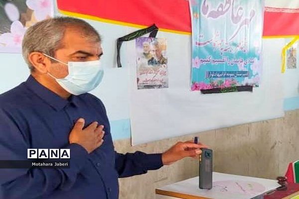 شور عاطفه‌ها در مدارس دلوار