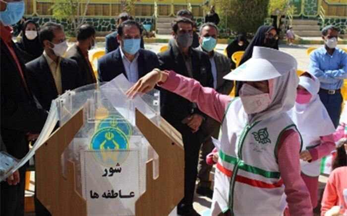 تامین ۶۷۰ دستگاه گوشی و تبلت توسط آموزش و پرورش خراسان‌جنوبی