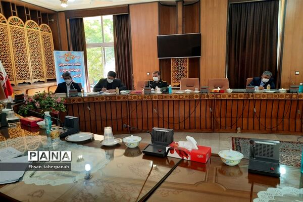 برگزاری اولین جلسه  کمیته دانش‌آموزی  و فرهنگیان 24000 شهید استان اصفهان