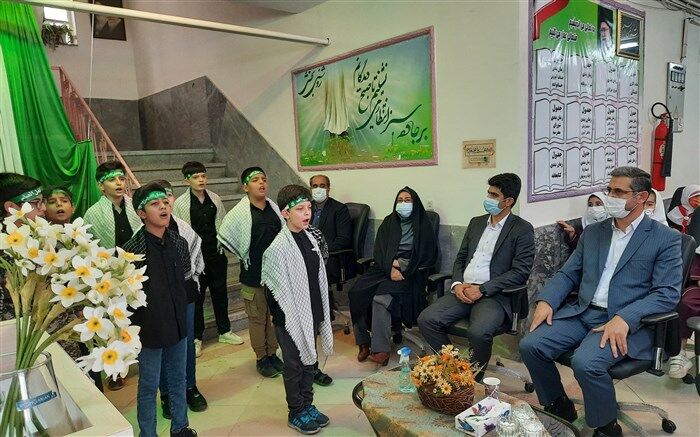 نواختن زنگ مهر و عاطفه در دبستان حافظ منطقه ۱۵