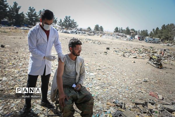 تزریق واکسن سیار برای اقشار آسیب پذیر و افراد بی سرپناه و کودکار کار