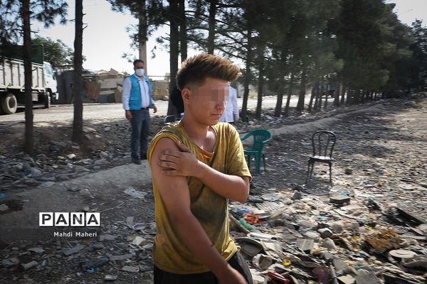 تزریق واکسن سیار برای اقشار آسیب پذیر و افراد بی سرپناه و کودکار کار