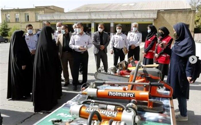قاسم پور: بسترهای لازم جهت حضور زنان آتش‌نشان در تهران فراهم نشده است