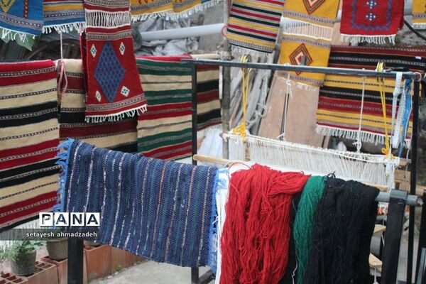 نمایشگاه صنایع دستی و گردشگری در شهرستان گلوگاه
