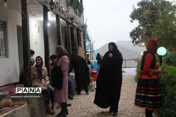 نمایشگاه صنایع دستی و گردشگری در شهرستان گلوگاه