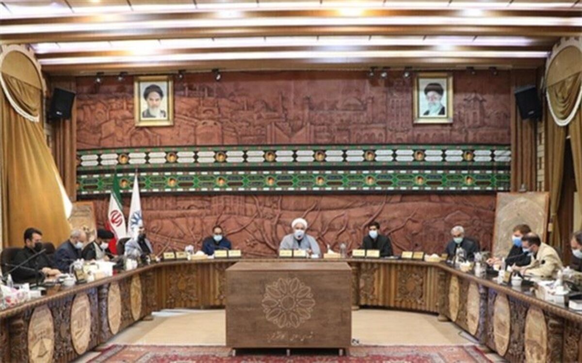 حضور نمایندگانی از شورا در تهران، به منظور پیگیری موضوع کاهش حریم تبریز