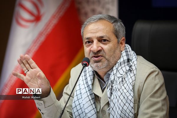 همایش یاد یاران 8 گرامیداشت هفته دفاع مقدس