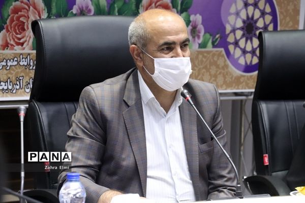 آیین تجلیل از رزمندگان و جانبازان فرهنگی آموزش و پرورش استان آذربایجان شرقی