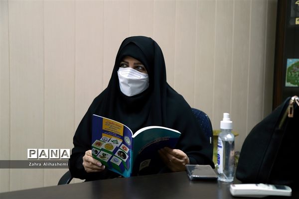 نشست کارگروه تولید محتوا سازمان دانش‌آموزی شهر تهران