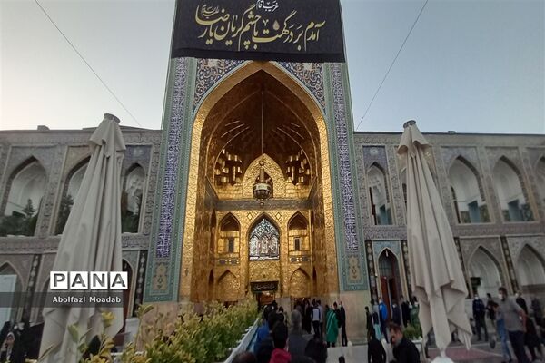 حال و هوای صحن حرم امام رضا (ع) در شب رحلت پیامبر (ص)  و شهادت امام حسن مجتبی (ع)