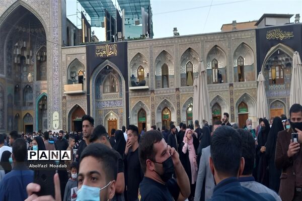 حال و هوای صحن حرم امام رضا (ع) در شب رحلت پیامبر (ص)  و شهادت امام حسن مجتبی (ع)