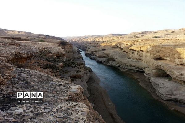 سد مخزنی رئیس‌ علی دلواری در بخش شبانکاره استان بوشهر