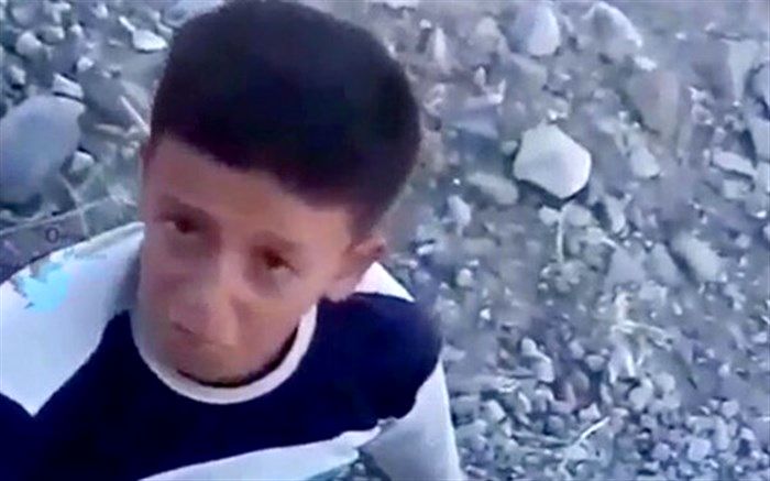 رئیس آموزش و پرورش سبزوار از کودک استقلالی تقدیر کرد/فیلم