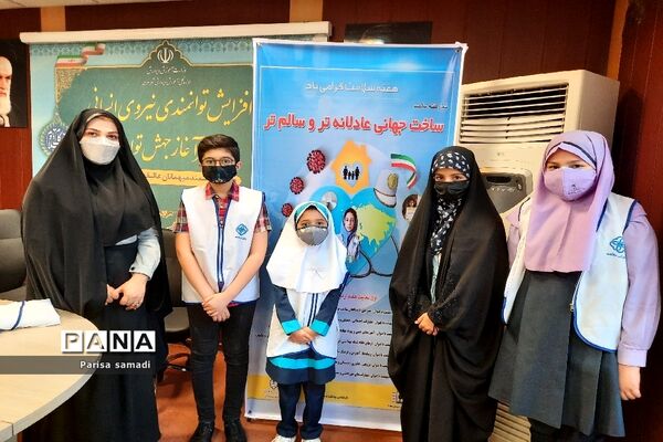 تقدیر از برترین‌های جشنواره سفیران سلامت منطقه ۱۳