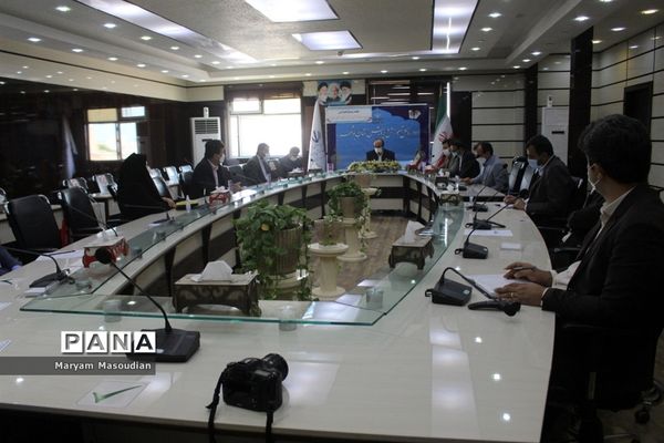 جلسه ویدئو کنفرانس مدیران و روسای آموزش و پرورش استان بوشهر