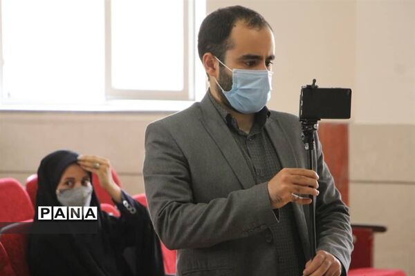 آیین تجلیل برگزیدگان فعالیت‌های حوزه پرورشی منطقه۱۷
