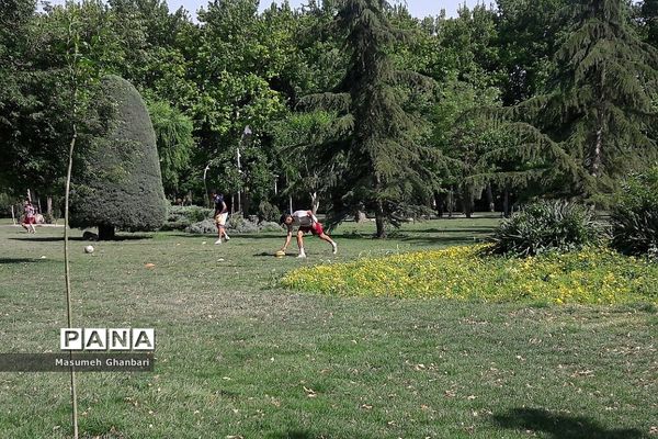 حال و هوای بوستان‌ها در ایام تمدید وضعیت قرمز کرونایی