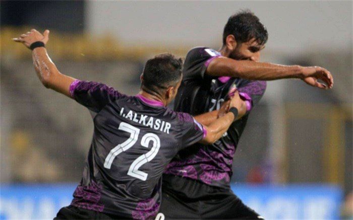 ارتش سرخ به صدر جدول چسبید؛ اقتدار پرسپولیس کامل شد