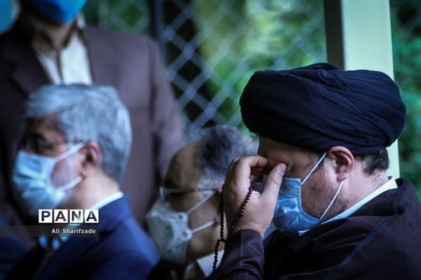 آیین رونمایی از کتاب خاطرات آیت الله هاشمی رفسنجانی