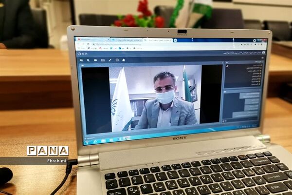 جلسه نمایندگان کمیسیون‌های مجلس دانش‌آموزی فارس با متخصصین علمی و مدیریتی