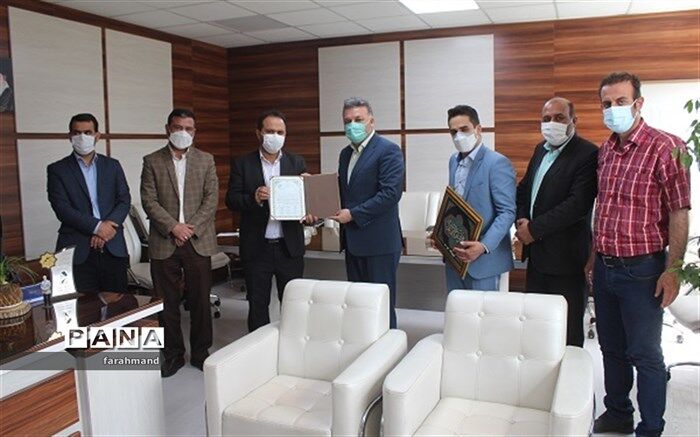مدرسه جایگاه بسزایی در فرهنگ سازی محله ها دارد