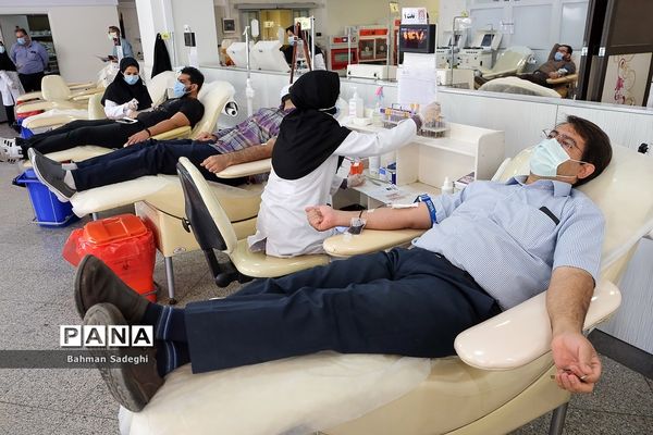 اهدای خون در ماه ضیافت الهی