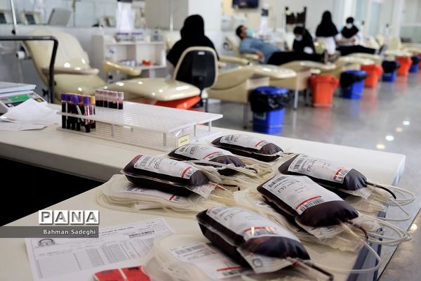 اهدای خون در ماه ضیافت الهی