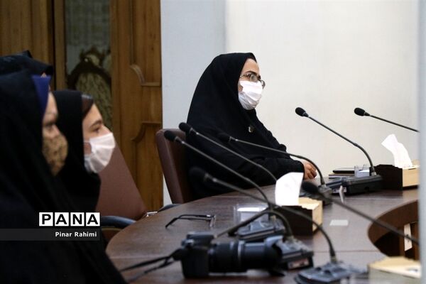 آیین بزرگداشت مقام معلم و گرامیداشت یاد و خاطره استاد شهید مرتضی مطهری