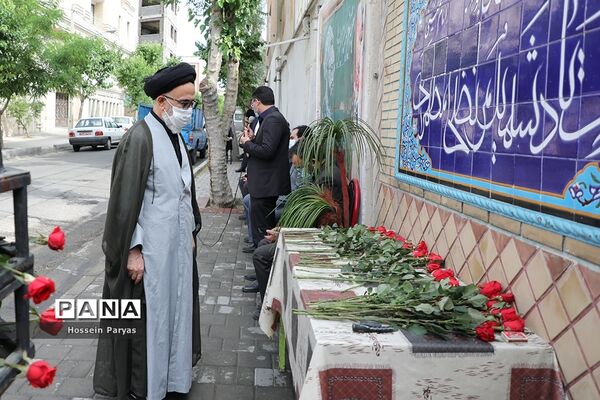 مراسم گلباران محل شهادت شهید مطهری و گرامیداشت روز معلم