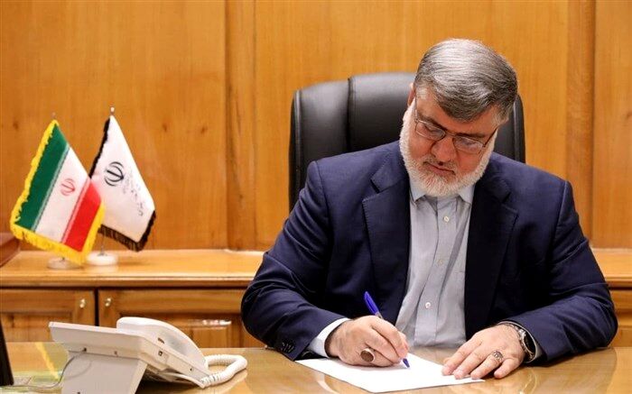 پیام تبریک استاندار خراسان رضوی به مناسبت فرا رسیدن هفته بزرگداشت مقام معلم