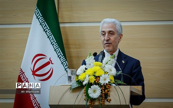 وزیر علوم: طرح اعتلای علوم انسانی گام مهمی در مسیر بومی‌سازی جنبه‌های دینی برداشته است