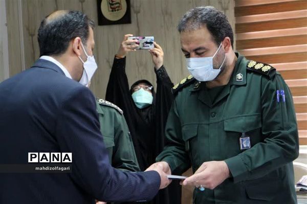 دیدار فرمانده سپاه حضرت عبدالعظیم حسینی (ع) با  مدیر آموزش و پرورش ناحیه دو شهر ری