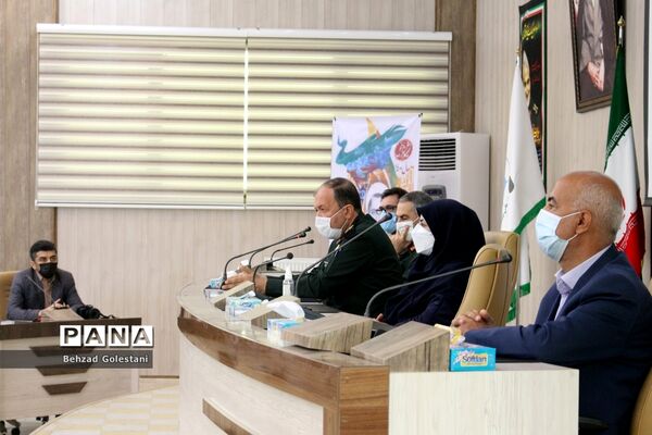 مراسم تجلیل از معلمان منتخب بسیجی در ارومیه