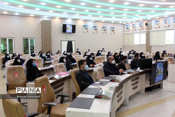 مراسم تجلیل از معلمان منتخب بسیجی در ارومیه