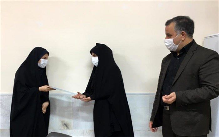 اجرای پویش "معلمم سپاس" در دبیرستان دوره اول فرزانگان یزد