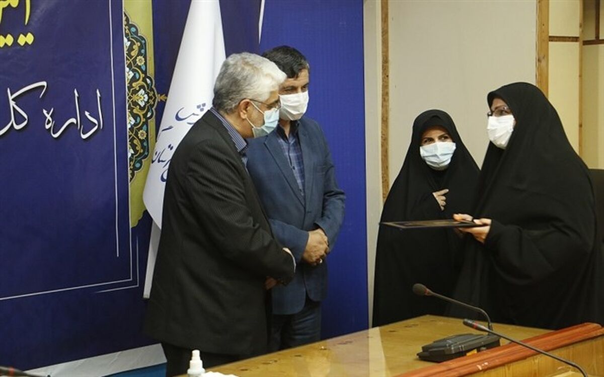 تقدیر از معلمان برگزیده گیلانی همزمان با روز معلم