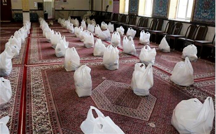 توزیع ۱۵۷ بسته معیشتی بین مددجویان زنجانی