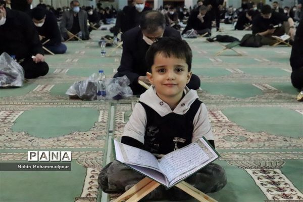 مراسم شب قدر در مصلای امام خمینی تبریز