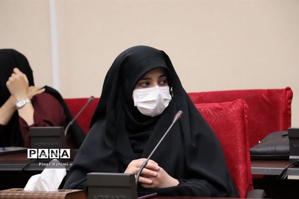 برگزاری نشست خبری مسئول سازمان بسیج سازندگی سپاه عاشورا آذربایجان شرقی