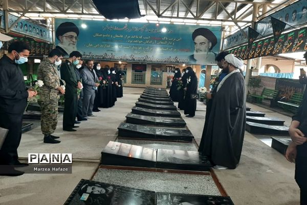 ادای احترام مسئولان آموزش و پرورش  و بسیج فرهنگیان ملارد به شهدای فرهنگی