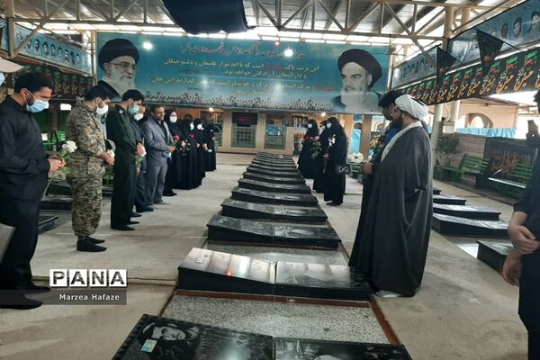 ادای احترام مسئولان آموزش و پرورش  و بسیج فرهنگیان ملارد به شهدای فرهنگی