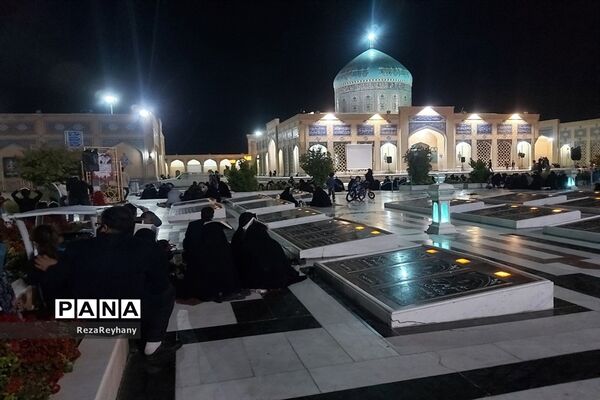 مراسم شب بیست و سوم ماه رمضان در زیارتگاه شهید مدرس کاشمر