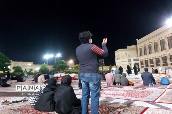 مراسم شب بیست و سوم ماه رمضان در زیارتگاه شهید مدرس کاشمر