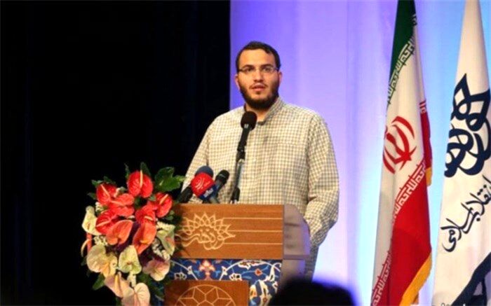 دادمان: باز نشر آثار«فلسطین تنها نیست» یاری بخش مظلومان است