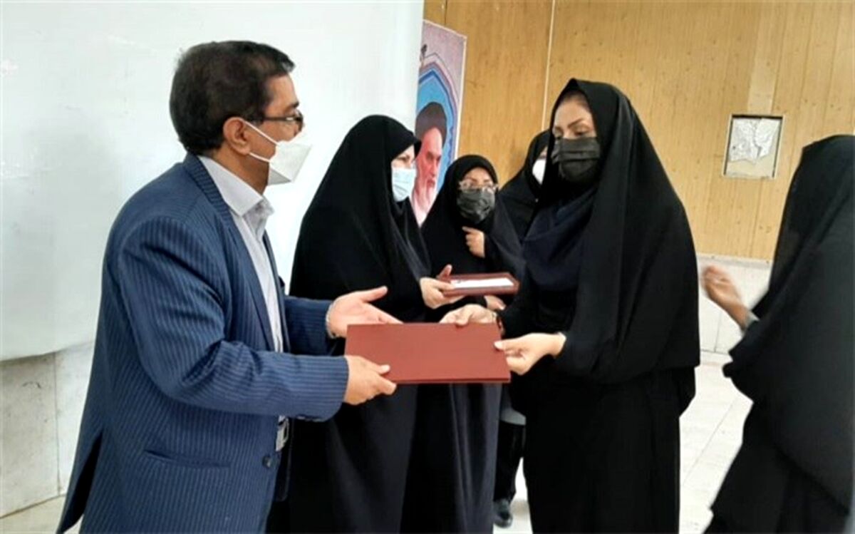 مشاوران، مربیان و معاونان پرورشی در زابل تجلیل شدند