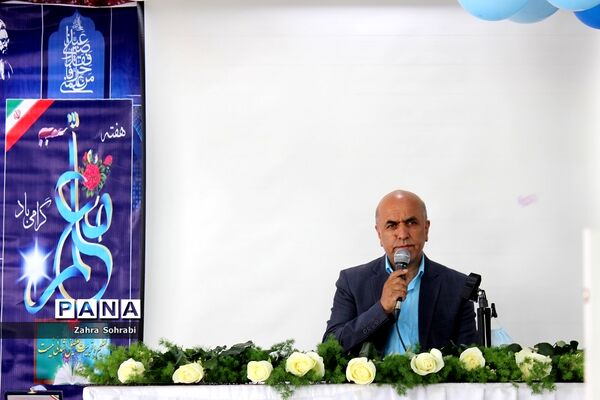 مراسم تجلیل از مدیران و معلمان برتر استانی و منطقه‌ای آموزش و پرورش اسلامشهر