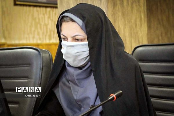 مراسم هفته گرامیداشت مقام معلم و سالروز تأسیس سازمان دانش‌آموزی به صورت و بینار