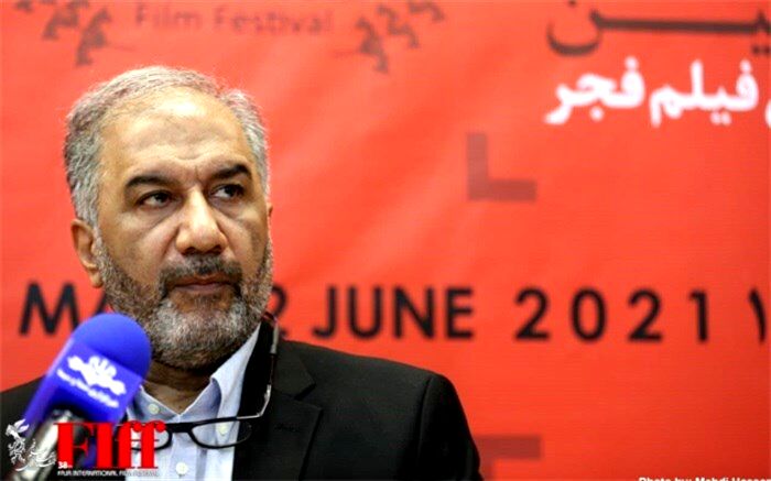 عسگرپور: نمی توانستیم به دلیل فقر یا کرونا جشنواره را تعطیل کنیم