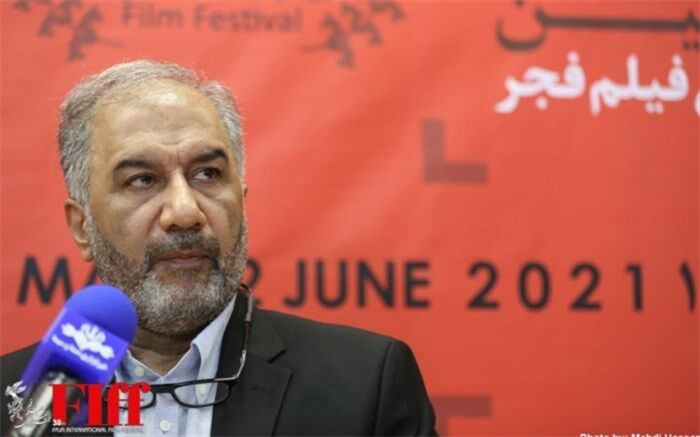 عسگرپور: نمی توانستیم به دلیل فقر یا کرونا جشنواره را تعطیل کنیم